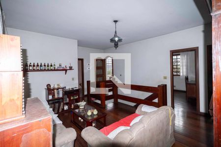 Sala 3 de casa à venda com 6 quartos, 300m² em Santa Amelia, Belo Horizonte