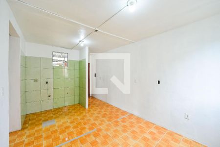 Sala de apartamento para alugar com 2 quartos, 50m² em Mário Quintana, Porto Alegre