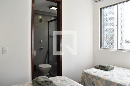 Suíte de apartamento para alugar com 1 quarto, 21m² em Centro, Curitiba