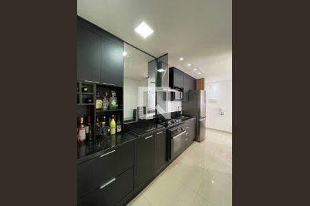 Sala e Cozinha  de apartamento para alugar com 2 quartos, 49m² em Jardim Helena, São Paulo