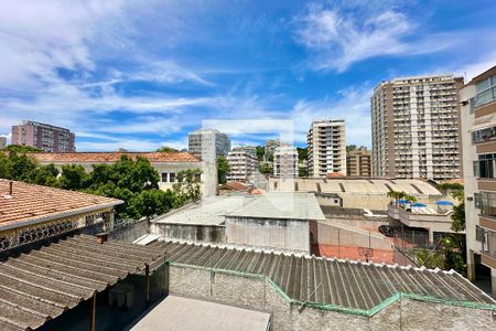 Sala - Vista de apartamento à venda com 2 quartos, 76m² em Laranjeiras, Rio de Janeiro