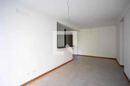 Sala de apartamento à venda com 2 quartos, 84m² em Tijuca, Rio de Janeiro