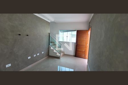 Sala de casa para alugar com 2 quartos, 147m² em Vila Bruno, Itaquaquecetuba