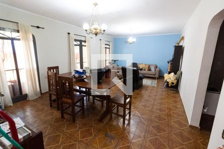 Sala de casa para alugar com 3 quartos, 172m² em Jardim Eulina, Campinas