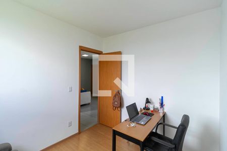 Quarto 2 de apartamento para alugar com 2 quartos, 45m² em Chácara Cotia, Contagem