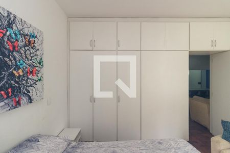 Quarto 1 de apartamento para alugar com 2 quartos, 50m² em Santa Ifigênia, São Paulo