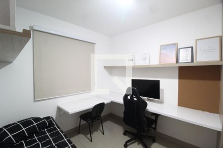 Quarto 1 de apartamento para alugar com 2 quartos, 54m² em Jardim Inconfidência, Uberlândia