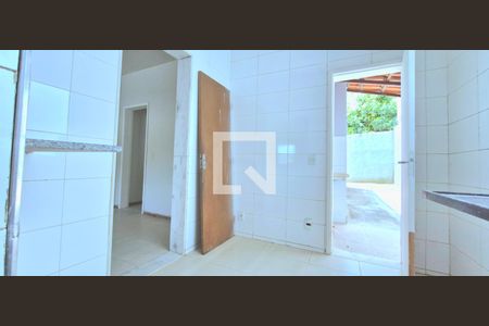 Cozinha  de casa à venda com 2 quartos, 84m² em Lundcéia, Lagoa Santa