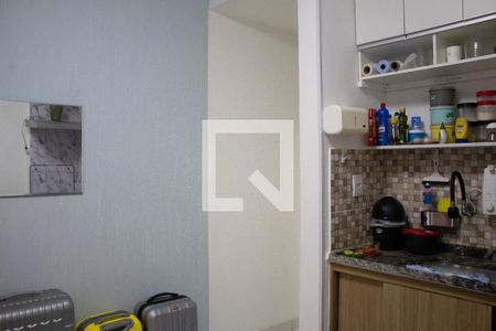 Sala/Cozinha de apartamento para alugar com 1 quarto, 30m² em Santa Ifigênia, São Paulo