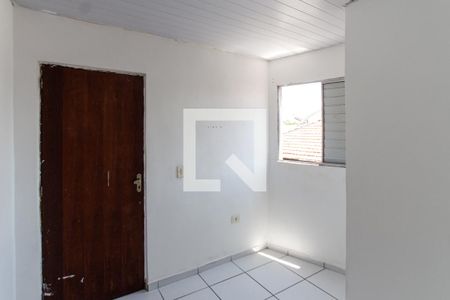 Quarto 2   de casa para alugar com 2 quartos, 60m² em Vila Nilo, São Paulo