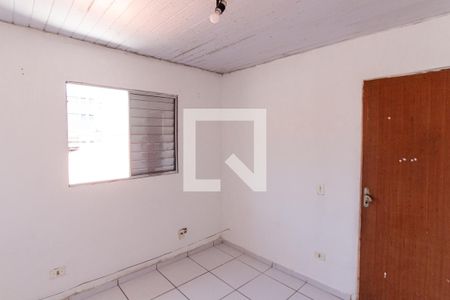 Quarto 1   de casa para alugar com 2 quartos, 60m² em Vila Nilo, São Paulo