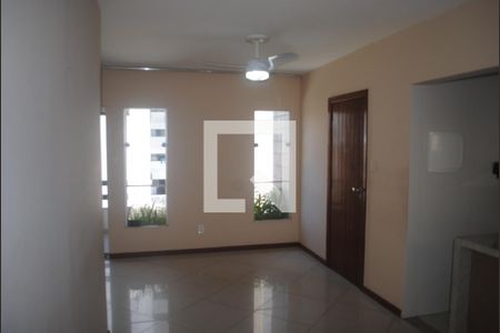 Sala de apartamento para alugar com 3 quartos, 120m² em Imbuí, Salvador