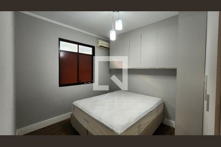 Quarto 1 de apartamento para alugar com 2 quartos, 68m² em Macuco, Santos