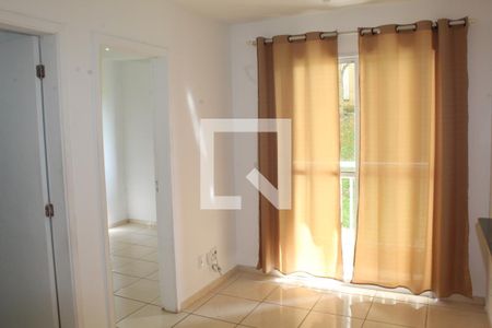 Sala de apartamento para alugar com 1 quarto, 35m² em Jardim Isis, Cotia