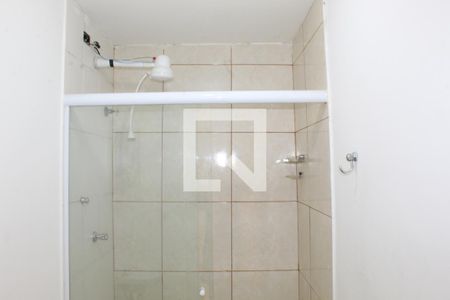 Banheiro de apartamento para alugar com 1 quarto, 35m² em Jardim Isis, Cotia