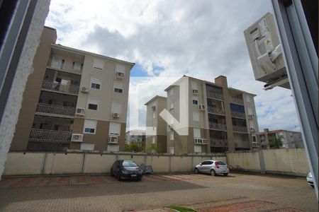 Quarto 1 - Vista de apartamento para alugar com 2 quartos, 44m² em Humaitá, Porto Alegre