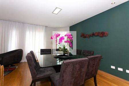 Sala 1 de casa para alugar com 4 quartos, 400m² em Jardim Textil, São Paulo