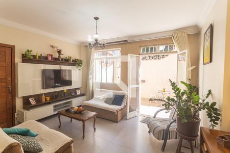 Sala de apartamento para alugar com 3 quartos, 120m² em Sagrada Família, Belo Horizonte