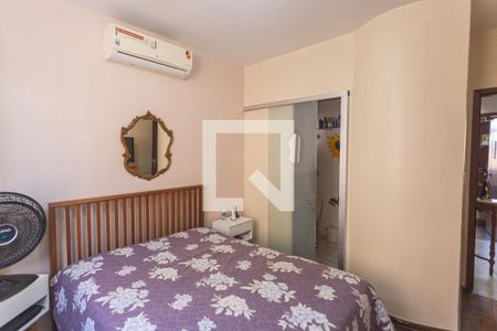 Suíte de apartamento para alugar com 3 quartos, 120m² em Sagrada Família, Belo Horizonte