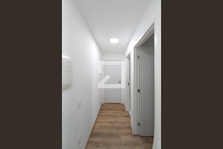 Corredor  de apartamento para alugar com 2 quartos, 46m² em Vila Palacios, Campinas