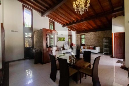 Sala 1 de casa para alugar com 4 quartos, 2700m² em Copacabana, Belo Horizonte