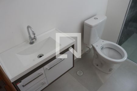 Banheiro de kitnet/studio para alugar com 1 quarto, 40m² em Osvaldo Cruz, São Caetano do Sul