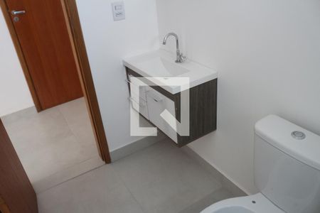 Banheiro de kitnet/studio para alugar com 1 quarto, 40m² em Osvaldo Cruz, São Caetano do Sul