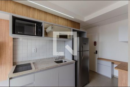 Cozinha de apartamento para alugar com 1 quarto, 25m² em Liberdade, São Paulo