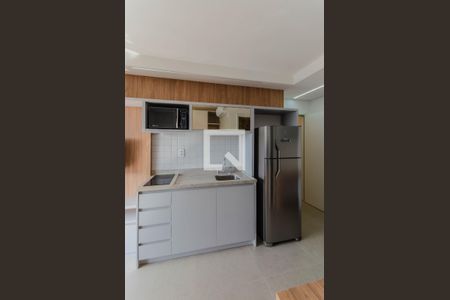 Cozinha de apartamento para alugar com 1 quarto, 25m² em Liberdade, São Paulo