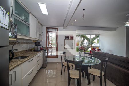 Sala/Cozinha de apartamento à venda com 2 quartos, 83m² em Jardim Botânico, Porto Alegre