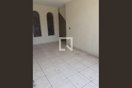 Casa à venda com 5 quartos, 300m² em Jardim Las Vegas, Guarulhos