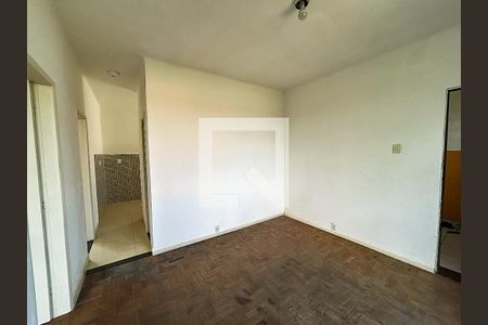 Sala de apartamento para alugar com 1 quarto, 40m² em Encantado, Rio de Janeiro