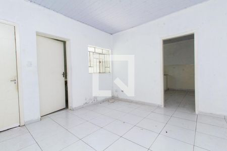 Sala de casa para alugar com 2 quartos, 67m² em Vila Rio Branco, São Paulo