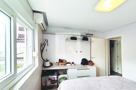 Quarto 1 de apartamento à venda com 2 quartos, 60m² em Centro, São Leopoldo