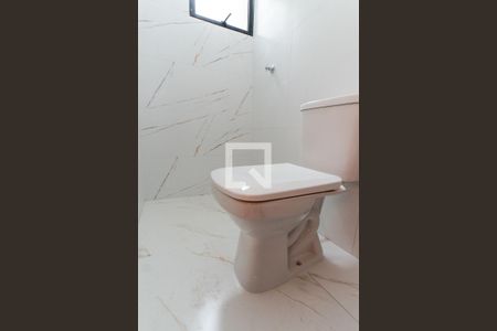 Banheiro de apartamento para alugar com 1 quarto, 26m² em Jardim Neila, São Paulo