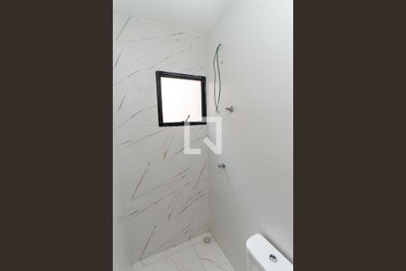 Banheiro de apartamento para alugar com 1 quarto, 26m² em Jardim Neila, São Paulo