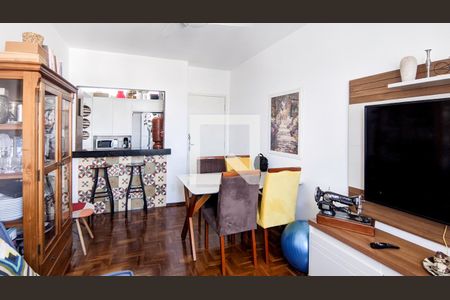 Sala de apartamento à venda com 2 quartos, 70m² em Lagoinha, Belo Horizonte