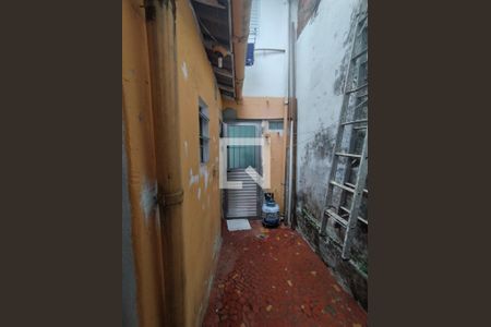 Área de serviço e Banheiro  de casa para alugar com 2 quartos, 42m² em Vila Gumercindo, São Paulo