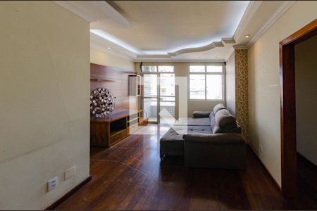 Sala de apartamento à venda com 3 quartos, 180m² em Padre Eustáquio, Belo Horizonte