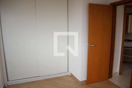 Quarto 1 de apartamento à venda com 2 quartos, 60m² em Novo Eldorado, Contagem