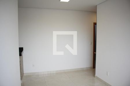 Sala de apartamento à venda com 2 quartos, 60m² em Novo Eldorado, Contagem