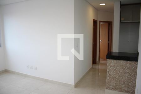 Sala de apartamento à venda com 2 quartos, 60m² em Novo Eldorado, Contagem