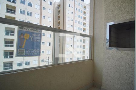 Sala - Varanda de apartamento para alugar com 2 quartos, 50m² em Costa E Silva, Porto Alegre