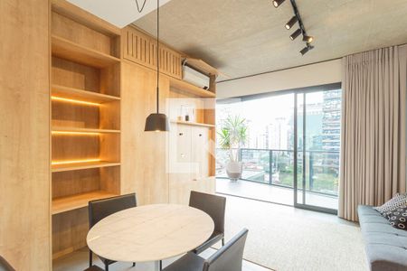 Sala de kitnet/studio para alugar com 1 quarto, 45m² em Itaim Bibi, São Paulo