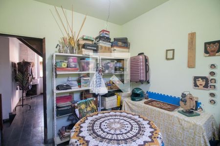 Quarto de casa à venda com 4 quartos, 240m² em Marajoara, Betim