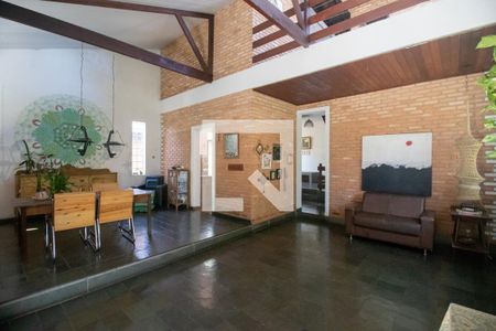 Sala de casa à venda com 4 quartos, 240m² em Marajoara, Betim