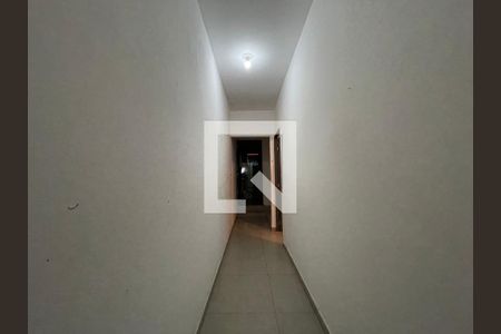 Corredor de casa para alugar com 1 quarto, 40m² em Jardim São Jorge, São Paulo