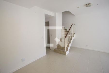 Sala de casa à venda com 4 quartos, 116m² em Freguesia (jacarepaguá), Rio de Janeiro