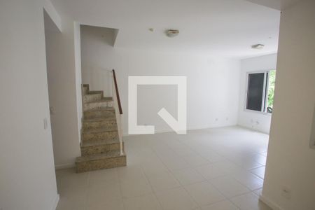 Sala de casa à venda com 4 quartos, 116m² em Freguesia (jacarepaguá), Rio de Janeiro