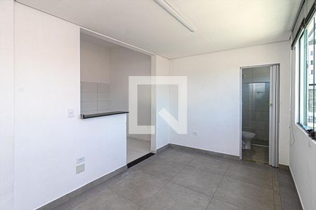 Studio de kitnet/studio para alugar com 1 quarto, 27m² em Jardim Seckler, São Paulo
